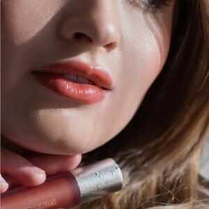 NWT Fitglow Beauty Lip Colour Serum, Shade is Carotene